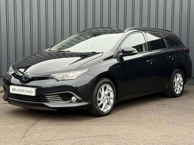 Toyota Auris Hybrid