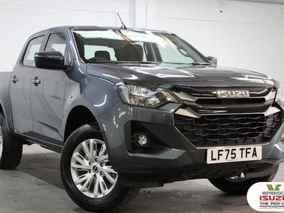 Used Isuzu D-Max 165 HP (121 kW) 2024 Red Pickup