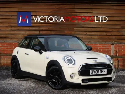 Usado Mini Cooper S Classic 2019 Blanco Utilitario
