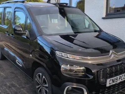 Used Citroën Berlingo Flair 102 HP (75 kW) 2019 Black MPV