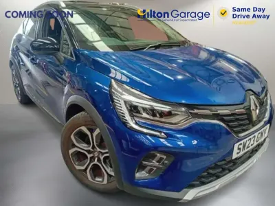 Used Renault Captur Techno 142 HP (104 kW) 2023 Blue and black SUV