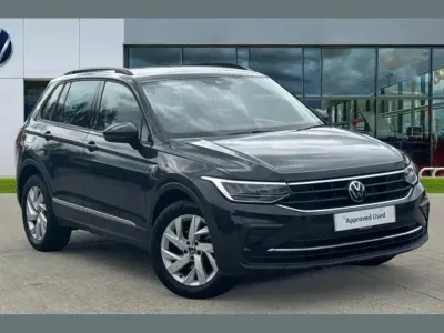 Used VW Tiguan Life 147 HP (108 kW) 2023 Grey SUV