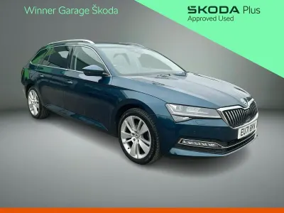 Gebraucht Skoda Superb SE L 110 PS (80 kW) 2021 Blau Kombi
