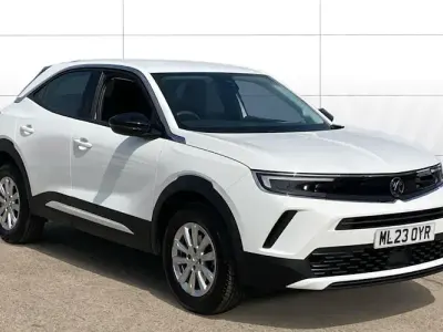 Used Vauxhall Mokka Design Edition 101 HP (74 kW) 2023 White SUV