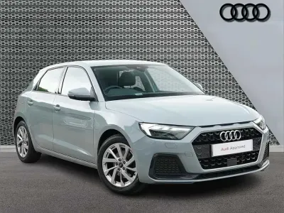 Begagnad Audi A1 Sport 108 HK (79 kW) 2024 Grå SUV