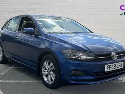 Used VW Polo SE 95 HP (69 kW) 2018 Blue Hatchback