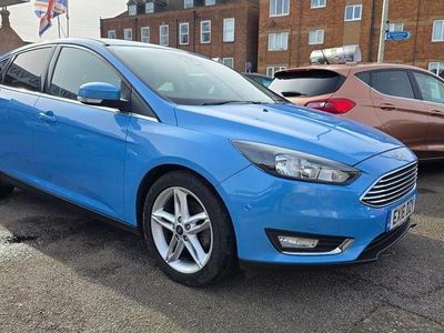 Used Ford Focus Titanium 150 HP (110 kW) 2016 Blue Hatchback
