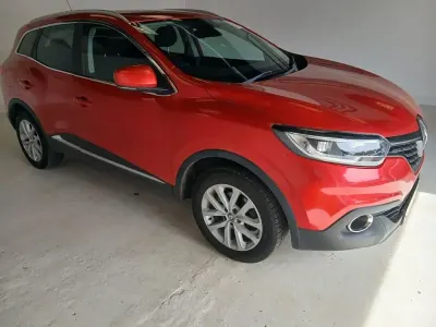 Używany Renault Kadjar Dynamique 140 KM (102 kW) 2018 Czerwony SUV