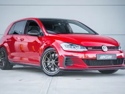 Second-hand VW Golf VII GTI 389 CP (286 kW) 2019 Roșu Hatchback
