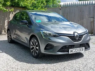 Used Renault Clio V Evolution 90 HP (66 kW) 2023 Grey Hatchback