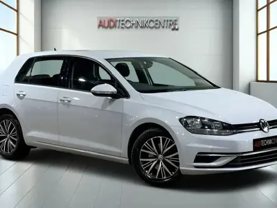 Used VW Golf VII SE 115 HP (84 kW) 2017 White silver Hatchback