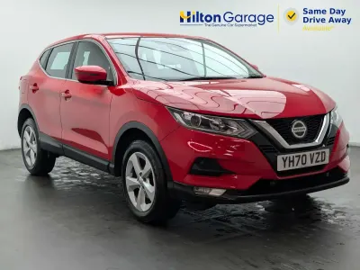 Begagnad Nissan Qashqai Acenta Premium 2020 Röd SUV