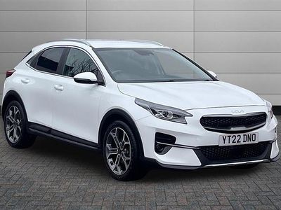 White Used 2022 Kia XCeed SUV | £16,350 (Fair price)