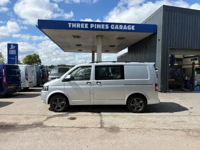Usado VW Transporter 140 HP (102 kW) 2011 Prateado Van