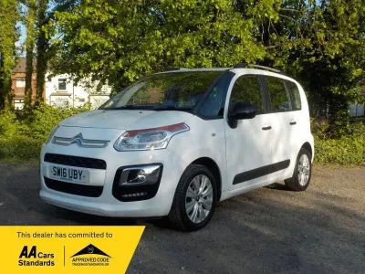 Used Citroën C3 Picasso 100 HP (73 kW) 2016 White MPV