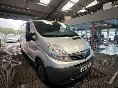 Used Vauxhall Vivaro 115 HP (84 kW) 2013 Silver MPV