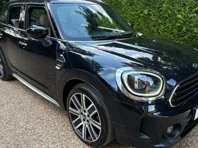 Used Mini Cooper Countryman Exclusive 136 HP (100 kW) 2023 Black SUV