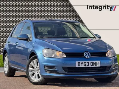 Used VW Golf VII SE 122 HP (89 kW) 2013 Blue Hatchback