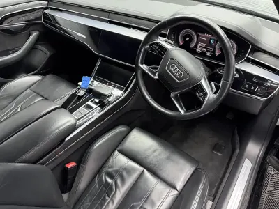 Usado Audi A8 Advanced 286 CV (210 kW) 2018 Negro Berlina