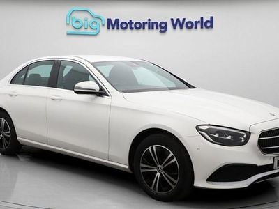 Mercedes E200