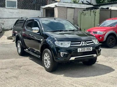 Used Mitsubishi L200 Warrior 176 HP (129 kW) 2014 Black Pickup