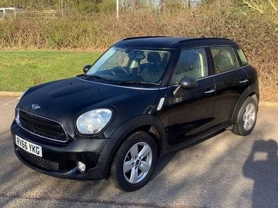 Used Mini ONE 98 HP (72 kW) 2016 Black Hatchback