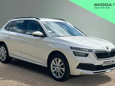 Käytetty Skoda Kamiq SE Drive 150 HP (110 kW) 2023 Valkoinen Katumaasturi