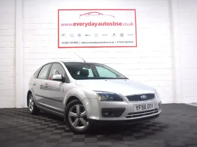 Used Ford Focus Zetec 2007 Silver Hatchback