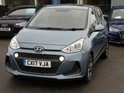 Usado Hyundai i10 Premium SE 87 HP (63 kW) 2017 Azul Citadino