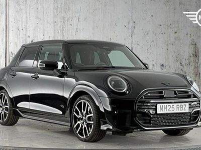 Used Mini Cooper S Hatch 201 HP (147 kW) 2025 Black Hatchback