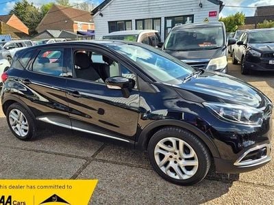Second-hand Renault Captur Dynamique 90 CP (66 kW) 2015 Negru SUV