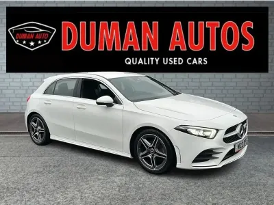 Begagnad Mercedes A180 AMG line 136 HK (100 kW) 2019 Vit Halvkombi