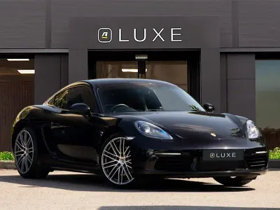 Usado Porsche 718 Cayman 300 HP (220 kW) 2020 Preto Coupé
