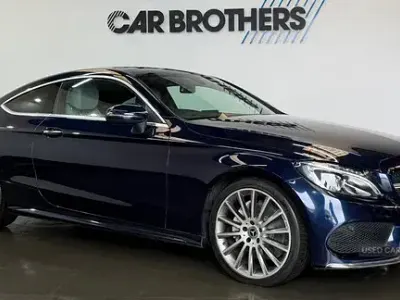 Used Mercedes C220 AMG Line Premium 170 HP (125 kW) 2018 Blue Coupe