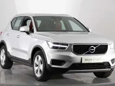 Used Volvo XC40 Momentum 188 HP (138 kW) 2019 SUV