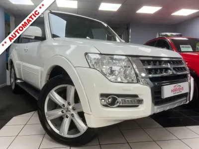 Second-hand Mitsubishi Shogun 187 CP (137 kW) 2015 Alb SUV