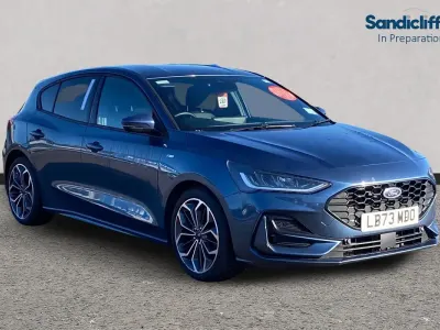 Używany Ford Focus ST-Line X 125 KM (91 kW) 2023 Niebieski Hatchback