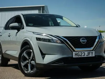 Used Nissan Qashqai N-Connecta 138 HP (101 kW) 2023 Grey SUV