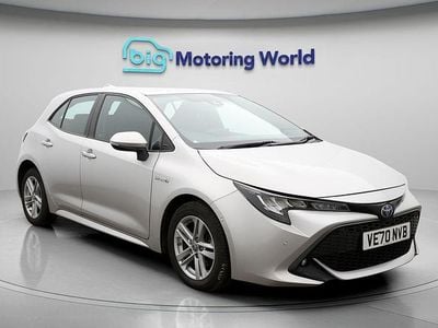 Used Toyota Corolla 122 HP (89 kW) 2021 Silver Hatchback
