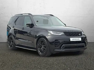 Used Land Rover Discovery 5 SE Dynamic 2025 Black SUV