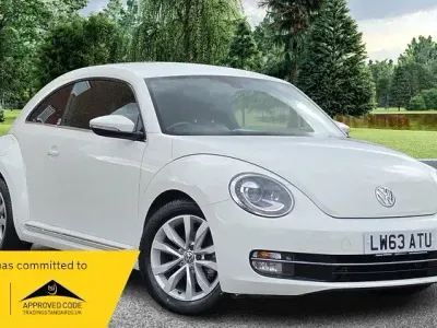 Used VW Beetle Design 105 HP (77 kW) 2013 White Hatchback