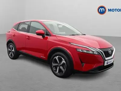 Used Nissan Qashqai N-Connecta 190 HP (139 kW) 2023 Red SUV