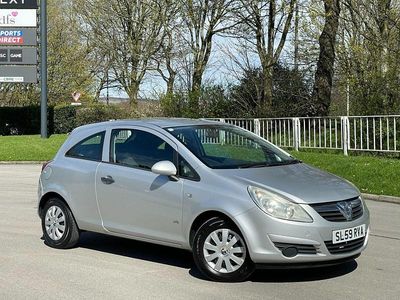 Begagnad Vauxhall Corsa 2009 Silver Halvkombi