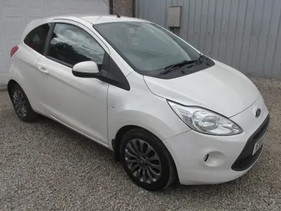 Used Ford Ka Zetec 69 HP (50 kW) 2014 White Hatchback