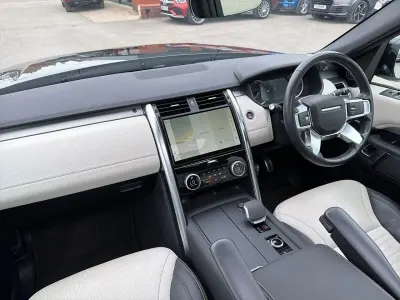 Used Land Rover Discovery R-Dynamic 246 HP (180 kW) 2022 Black SUV