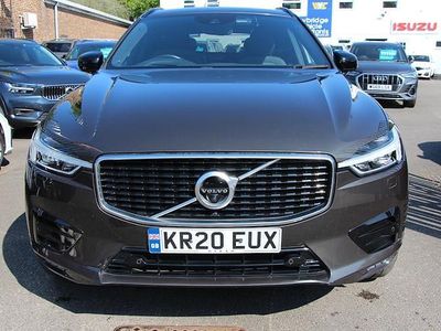 Usado Volvo XC60 R-Design Pro 250 HP (183 kW) 2020 Cinzento SUV