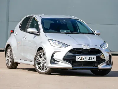 Used Toyota Yaris 116 HP (85 kW) 2024 Silver Hatchback