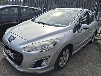 Used Peugeot 308 Active 98 HP (72 kW) 2012 Silver Hatchback