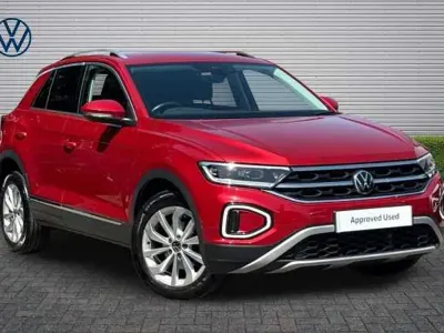 Used VW T-Roc Style 110 HP (80 kW) 2022 Kings red SUV