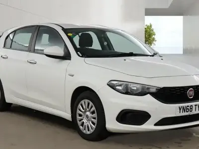 Used Fiat Tipo Easy 95 HP (69 kW) 2021 Hatchback
